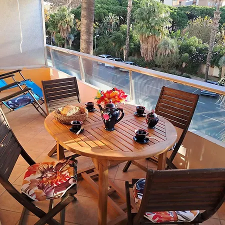 Apartment Bel Centre Lavandou, Clim, Wi-fi, Proche - Fr-1-308-185